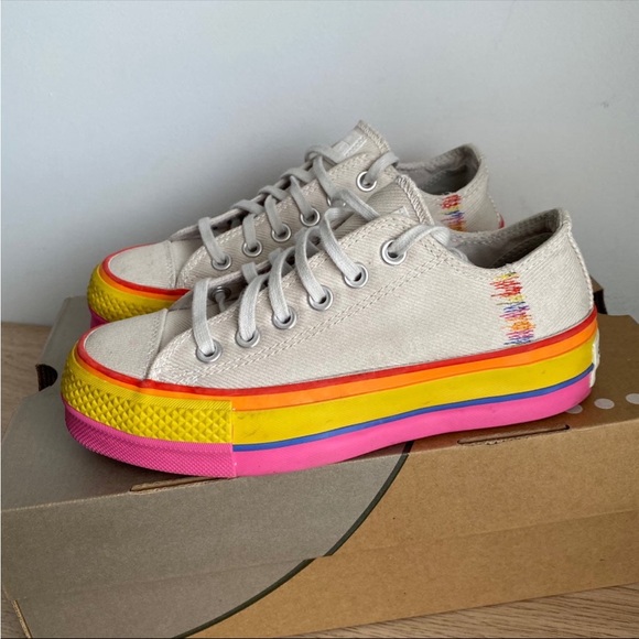 MultiColor Platform Converse  Low-Top Sneakers Women - Sz 5 - Picture 5 of 10